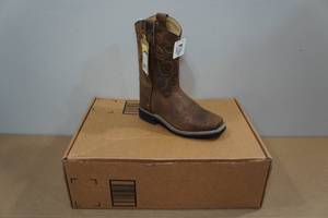 lot 259 image: Smoky Mountain Childs Boots -Size 12.5