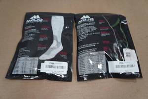 lot 280 image: 2 Mojo Perfomance Compression Socks -Medium