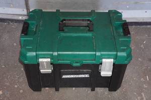 lot 320 image: Master Force Tool Box with Tools