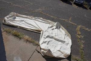 lot 323 image: Patio Furniture Cover