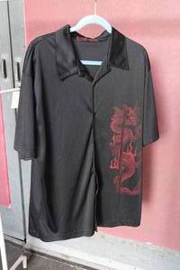 lot 387 image: Dangerous Willie Mens Dragon Shirt