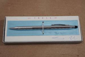 lot 16 image: Cross Pen