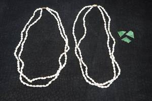 lot 87 image: 2 Pearl Necklaces - 14KY Gold Clasp and Beads with 3 Jade Carvings