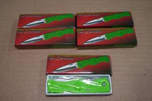lot 116 image: 5 Tac Xtreme Pocket Knives