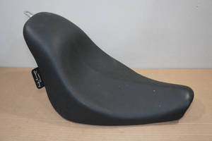 lot 146 image: Danny Gray Standard Solo Buttcrack Harley Davidson Seat