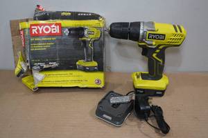 lot 154 image: Ryobi 12V DrillDriver Kit