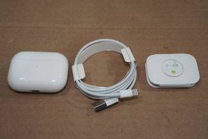 lot 178 image: Apple AirPods Pro 2nd Generation Earbuds