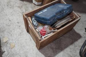 lot 397 image: Assorted Telephone and Cable Tools