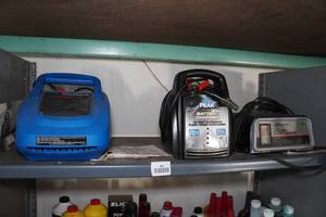 lot 266 image: Battery Chargers