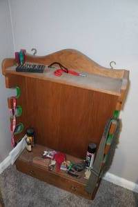 lot 347 image: Wall Hanging Gun Cabinet