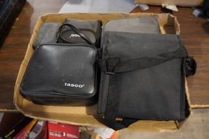lot 623 image: Assorted Binoculars