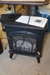 lot 629 image: Electric Fireplace Heater