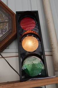 lot 112 image: Electric Stop Light