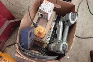 lot 160 image: Hitachi Siding Nailers for Repair with Some Parts