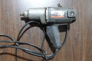 lot 180 image: Black and Decker Bulldog Corded 12 Impact