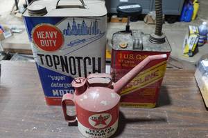 lot 194 image: Metal Automotive Cans