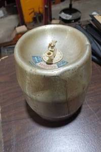 lot 1K image: Vintage Hamms Beer Tapper Keg
