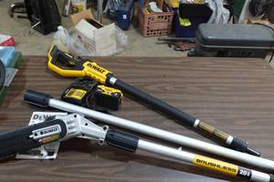 lot 1D image: Unused DeWalt 8 Brushless Pole Saw Kit - 4 Ah Battery and Charger