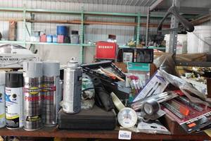 lot 260 image: Contents of Shelf - Spray Paint, Tool Organizers