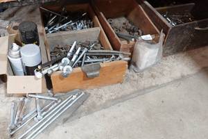 lot 263 image: Assorted Fasteners