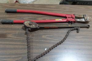 lot 264 image: Large Chain Wrench and Bolt Cutters