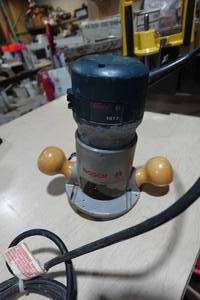 lot 536 image: Bosch 1617 Router - Cord Repaired
