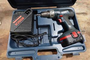 lot 540 image: Bosch 18V Cordless Drill