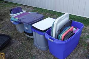 lot 549 image: Plastic Bins and Lids
