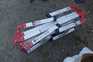 lot 569 image: Collapsible Work Platforms