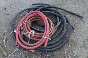 lot 608 image: Automotive Heater Hoses