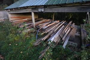 lot 1N image: Contents of Shed - Wood