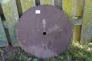 lot 13 image: 24 Circular Saw Blade