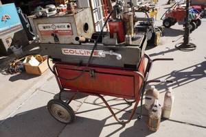 lot 6 image: Collins Thred-O-Matic 22A Pipe Threader