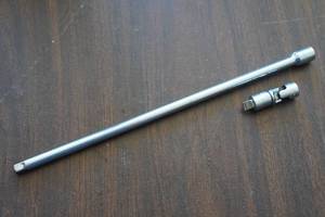 lot 45 image: Snap-On 14 Drive Extension, Swivel, and Flat Driver Bit
