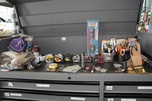 lot 129 image: Contents of Shelf - Tape Measures, DEF Tester