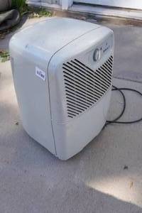 lot 326 image: Sahara 20 Dehumidifier