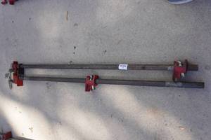 lot 324 image: 48 Pipe Clamps
