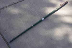 lot 310 image: Large Pry Bar