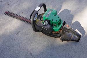 lot 434 image: Weed Eater Excalibur 18 Gas Hedge Trimmer