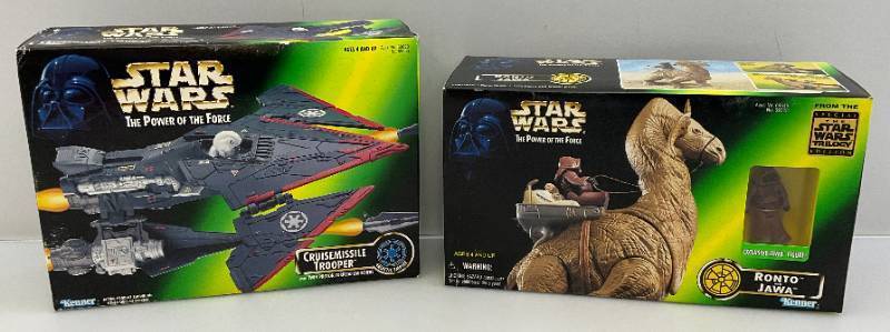lot 3 image: Misc. STAR WARS Power Of The Force Play Sets (NIB) Packaging Beat Up A Little