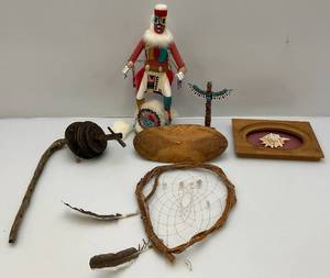 lot 138 image: Native American Dcor & More