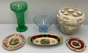 lot 143 image: Misc. Vintage Pottery & Glassware Items
