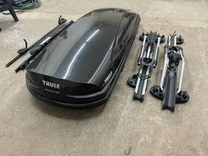 lot 8 image: Thule Atlantis 2100 Roof Box