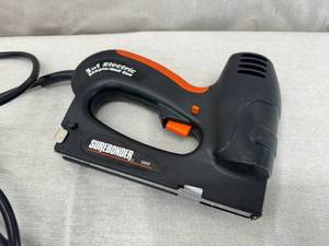 lot 14 image: Surebonder Electric StapleNail Gun