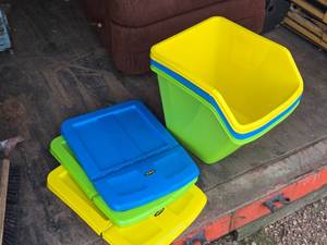 lot 56 image: Taurus Stackable Storage Bins with Lids
