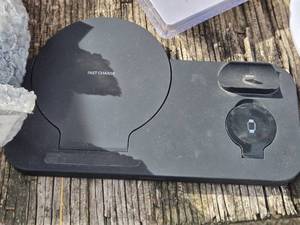 lot 59 image: Assorted Household and Outdoor Gadgets Lot