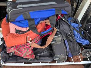 lot 66 image: Assorted Travel Bags and Luggage
