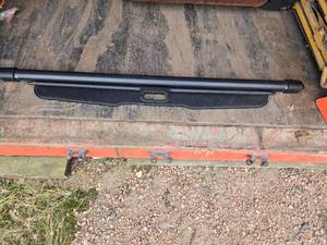 lot 68 image: Automotive Cargo Cover