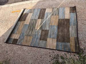 lot 70 image: Momeni Dream DR-04 Brown Area Rug 53 x 77