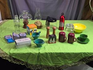 lot 88 image: Collection of Kitchen and Home Items